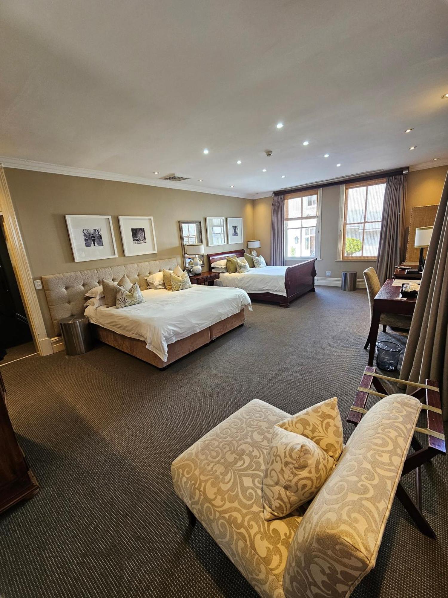 Quarters Hotel Durban Extérieur photo